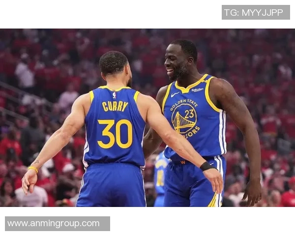 勇士与快船激战在即新浪直播全程带你领略精彩瞬间