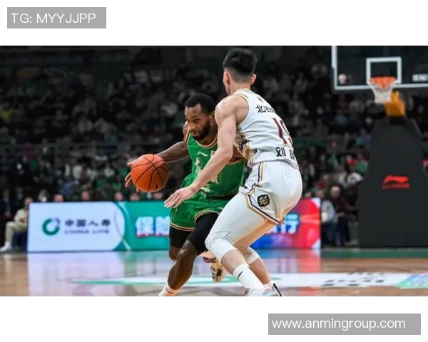 广东大益迎战北控争夺季后赛席位双方实力对决引发球迷热议